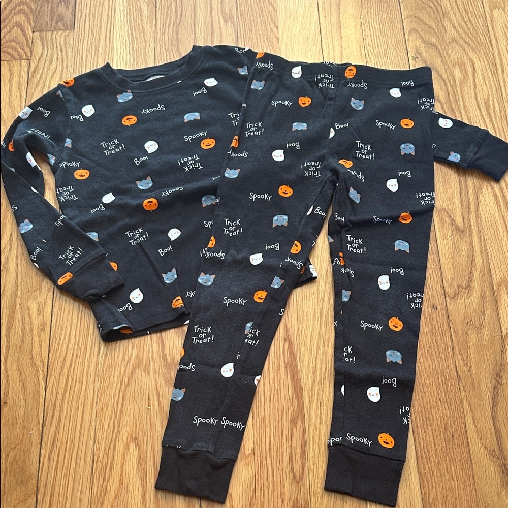 Carter's Black and Orange Halloween Pajama Set